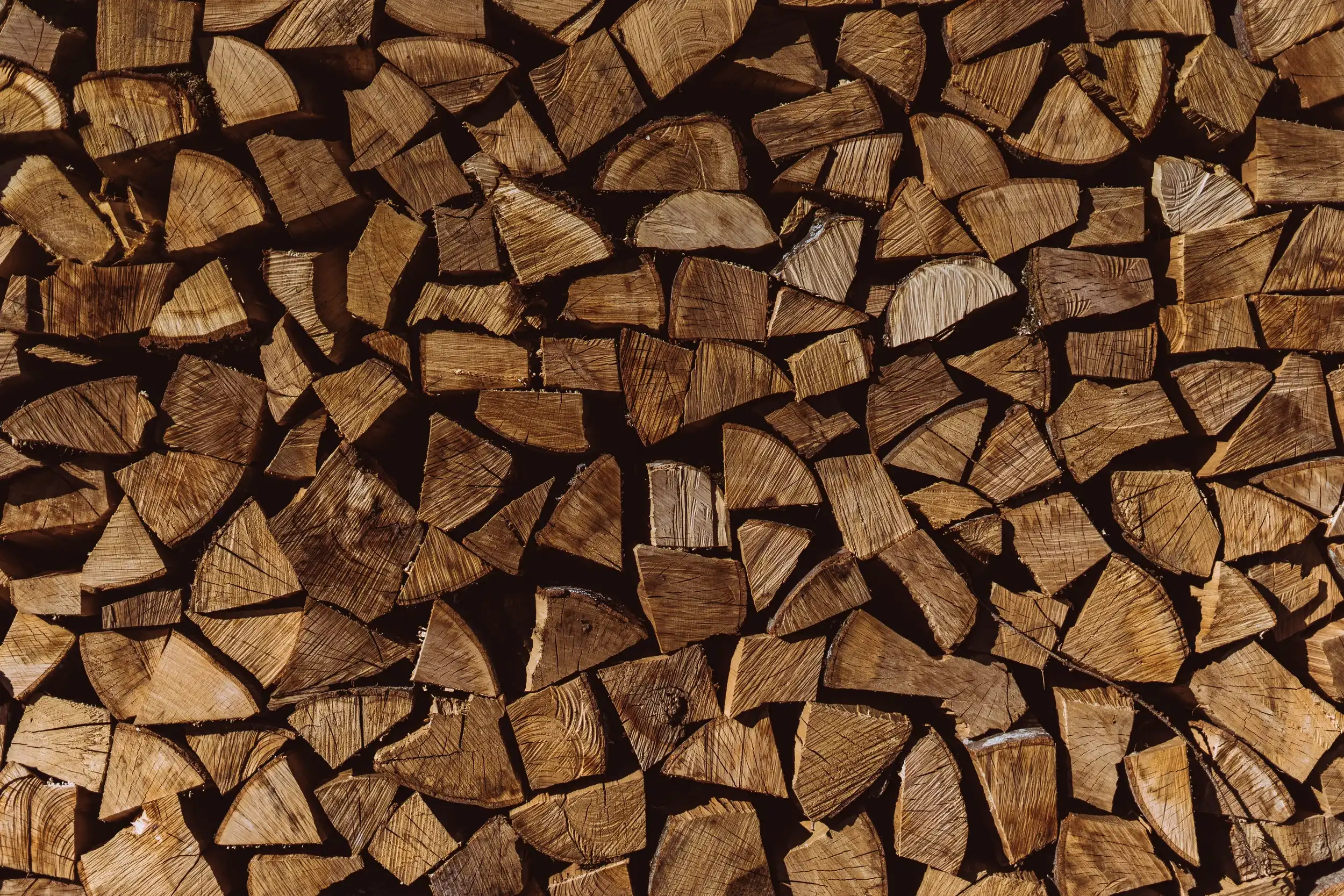 Domestic firewood supply specialists.